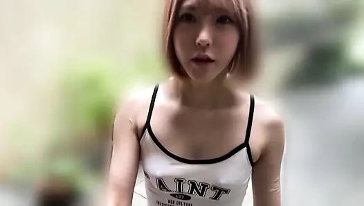 Bagian 4 [No Bra Vlog] Aku mencoba membuatnya muncrat hanya dengan mulutnya. Vol.1