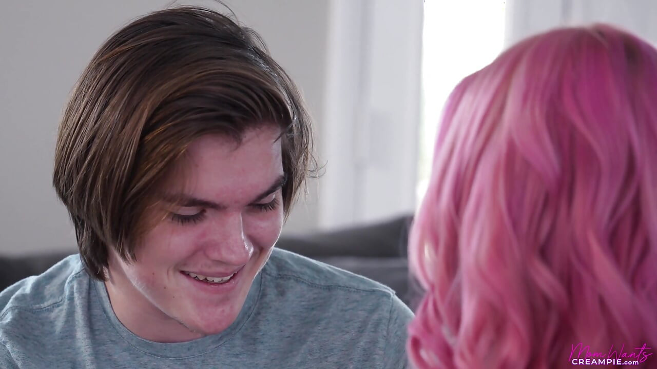 My Stepmom Is My Girlfriend - S2e4