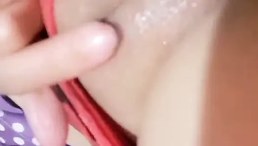 19 yaşındaki Kolombiyalı kızın götünü görmek ister misin?