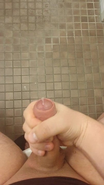 Creamy Cumshot