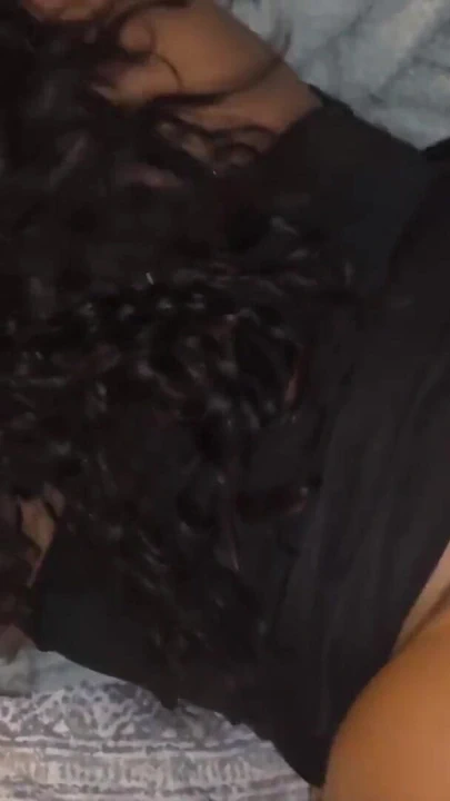 继母在她的前任入时聊天 |剪辑 1