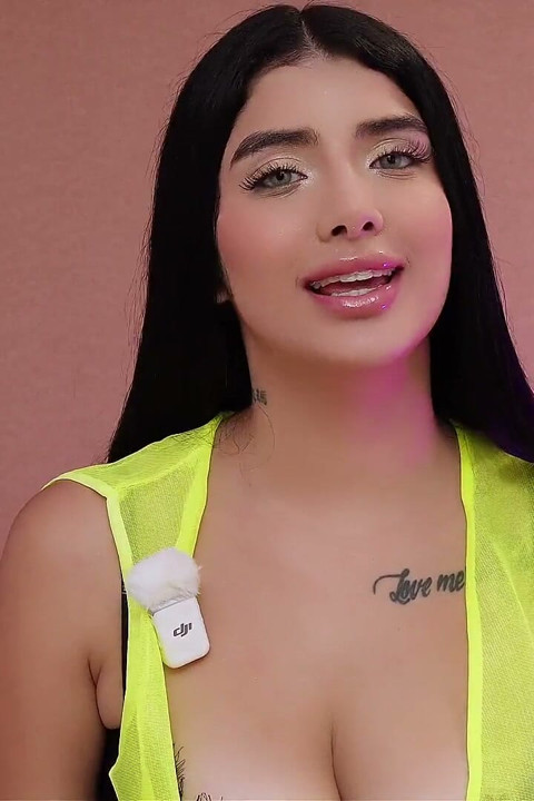 Asmr: Un Beau Maçon Son Premier Jour De Travail Séduit Son Patron