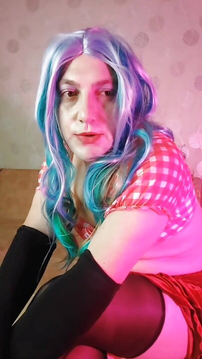 Sissy Pretty Pinky z wyglądem Meduzy