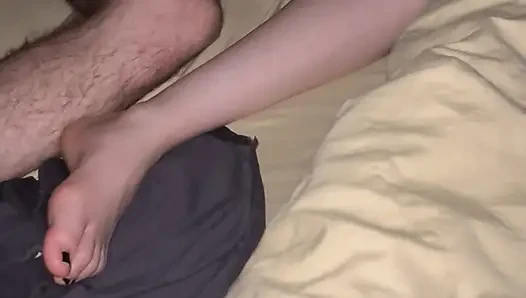 Üvey kız kardeşim geceleri ona girmemden hoşlanıyor