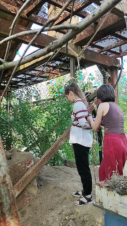 Shibari Princess Goes Outside