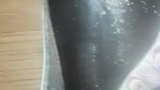 Обувь Birkenstock обрабатывается