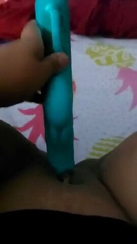 Dildo fucking pussy