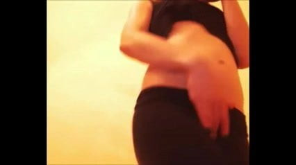 horny girls showing....