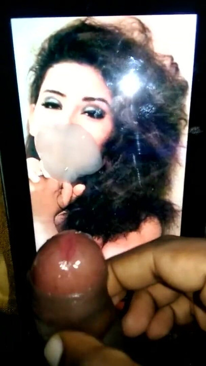 Jaw-dropping moment from "horny cum tribute to the mast maal Manisha Koirala"