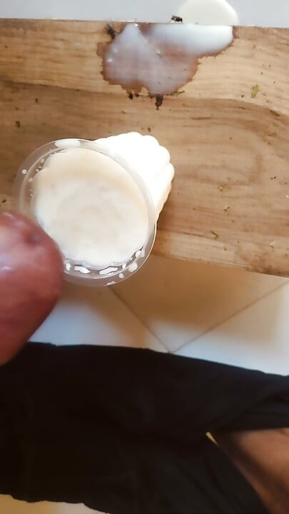 Milksheke بول ومني