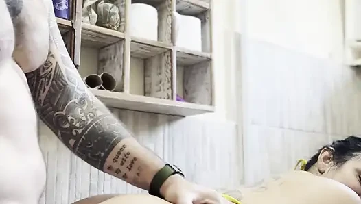 I cheated on my girlfriend by fucking with my sister-in-law in her bathroom!