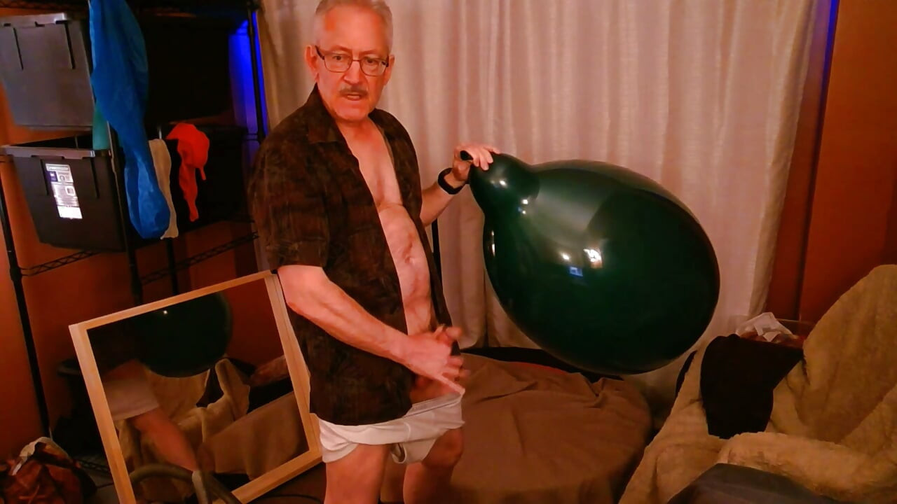 160) Big Round Balloon Fun Oct 2026