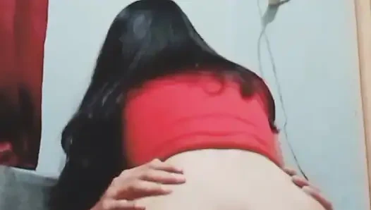 Erkek arkadaşım ağlamanın eşiğinde ve bebek sahibi olma fikrine takıntılı.