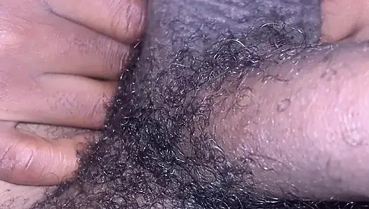 Pembantu sange afrika nyepong kontolku di tengah malam!