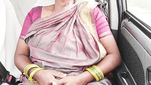 Hintli hizmetçi ev sahibiyle arabada seks yapıyor