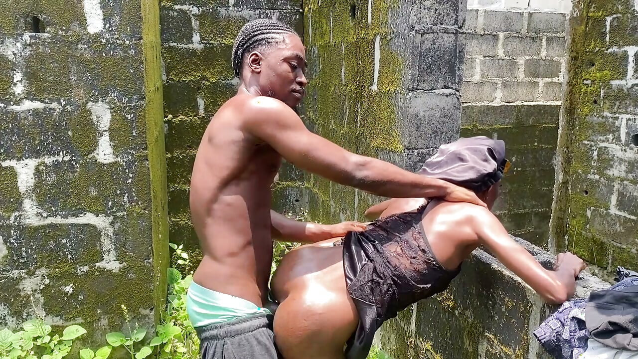 Watch Me Nut in My Stepsis Pussy