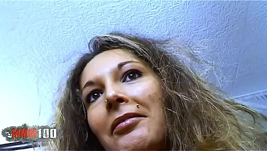 Fransız hatun vayana götüne ve amına yarak alıyor - yeniden düzenlendi hardcore