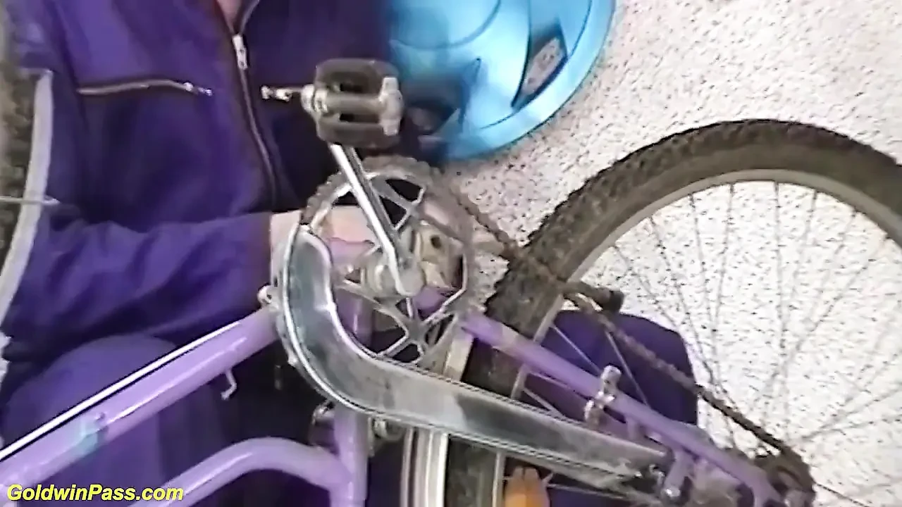 奶奶第一次三人行