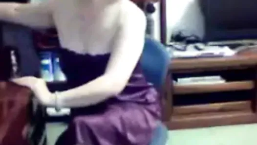 Esposa chinesa de Pequim mostra peitos na webcam muito feliz-2