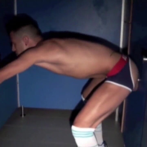 Snffin sneaker in glory holes