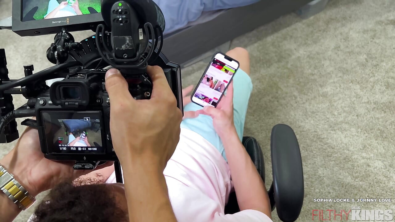 Bts Sophia Locke in Rim Job From My Kinky Step-mom