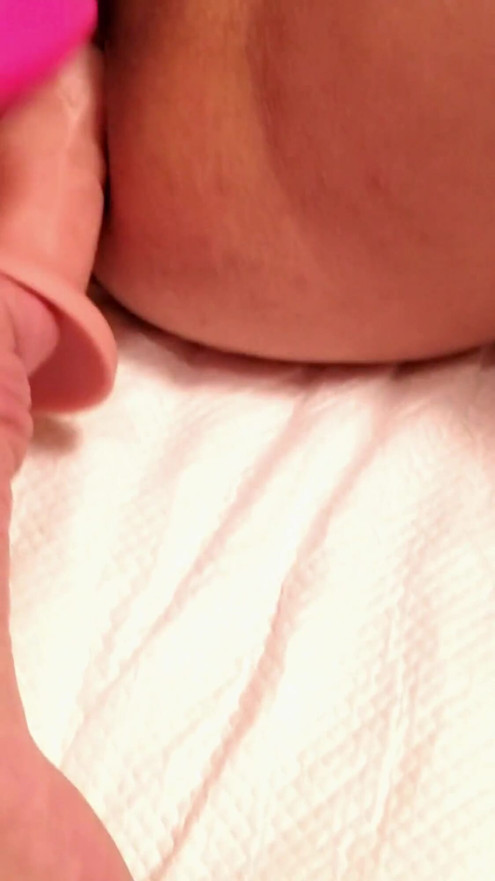 Ayaya, a voluptuous, masochistic wife in her fifties, is driven crazy by double penetration with a vibrator and an anal dildo. | Clip 1