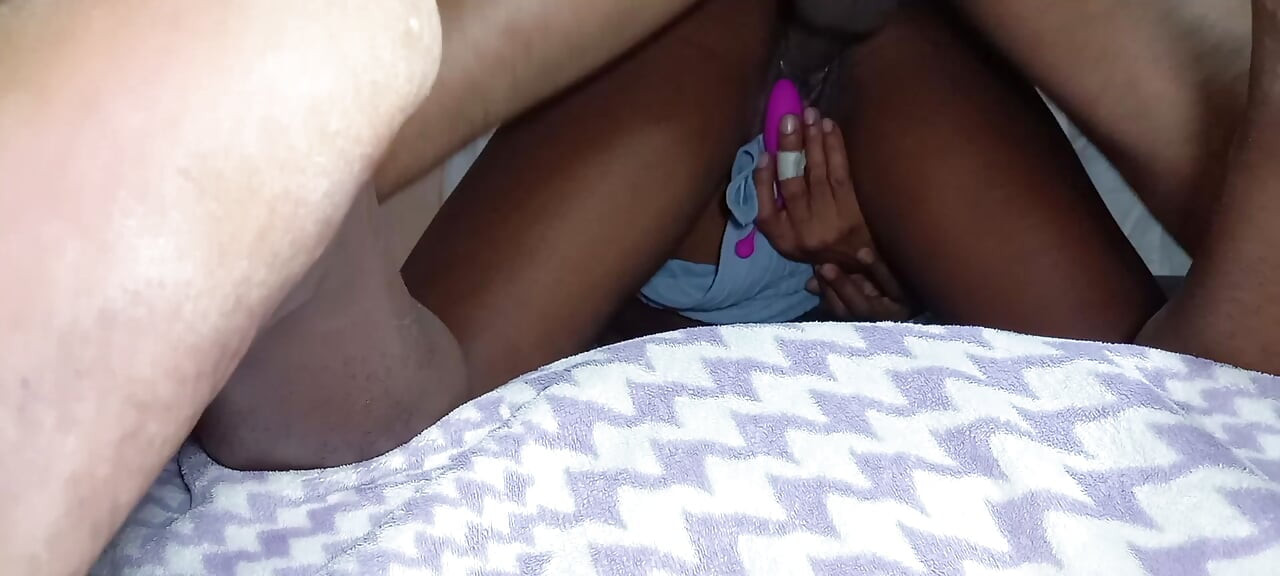 She gave her to the neighbor, she until she trembled