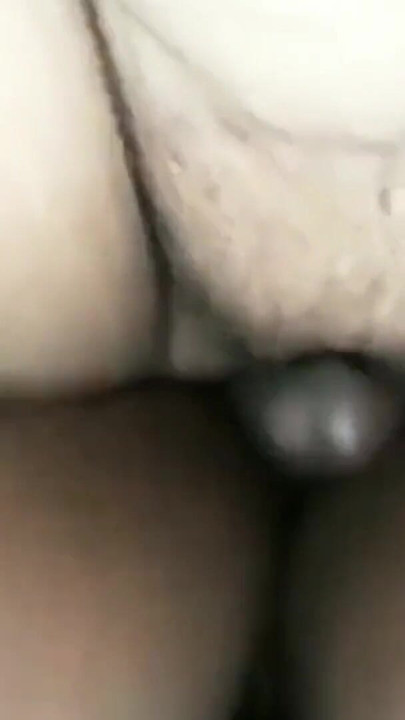 Fudendo indiana gordinha de quatro ao ar livre gemendo orgasmos | Clipe 1