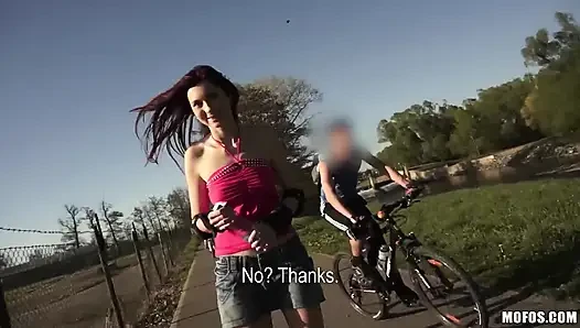 Public Pickups - ein leerlauf-College-küken ist ein perverses Spielzeug und ich habe mit allen Katies nassen Löchern gespielt.