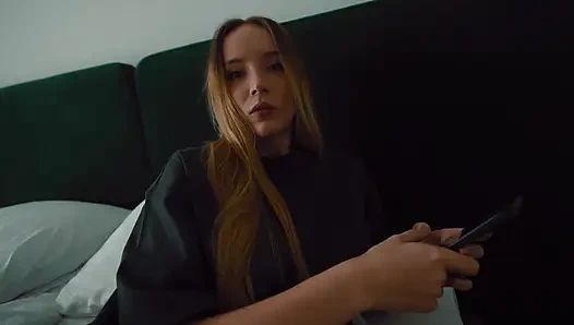 Мачеха-фетишистка Платит Оргазмами За Молчание Своим Приемным Детям!