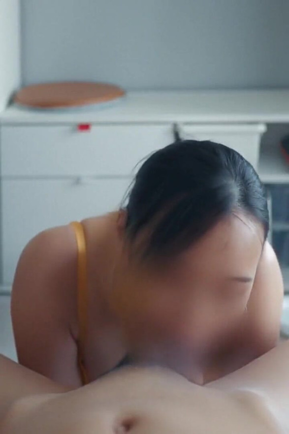 Sexy Babe Gives a Sensual Titjob After Blowjob with Her Twisted Tongue