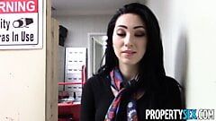 Propertysex - închiriere de birouri de șantaj cu agent imobiliar sexy