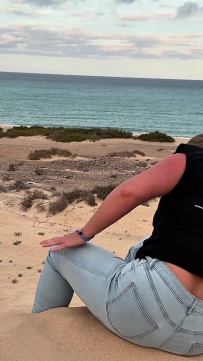 Stuck in the Sand - I Wet My Jeans While Trapped
