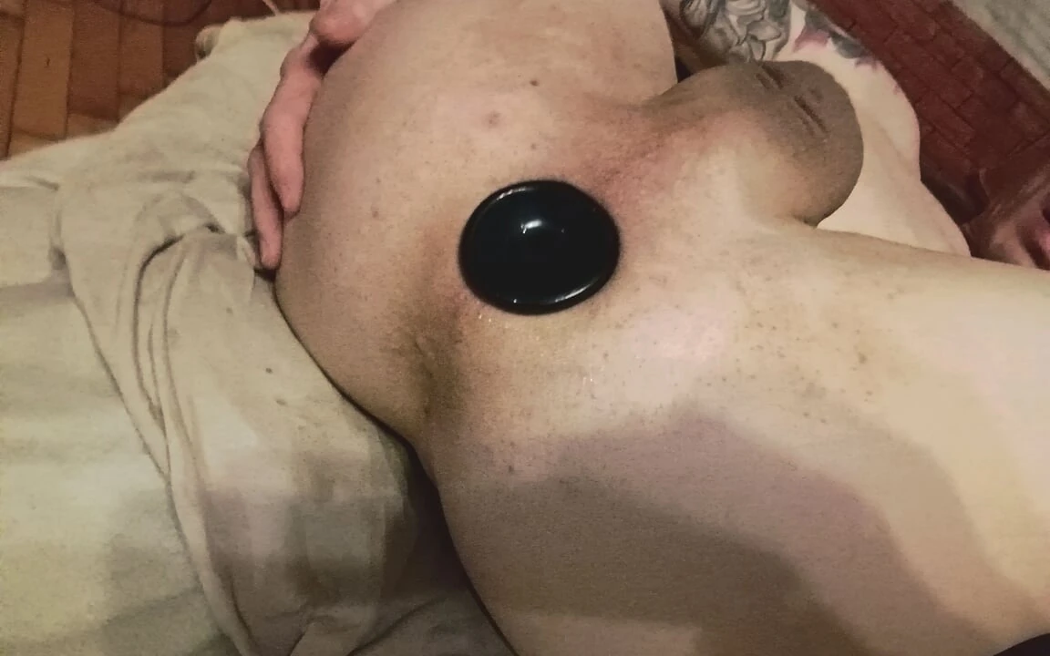 Anal em casa com vibrador