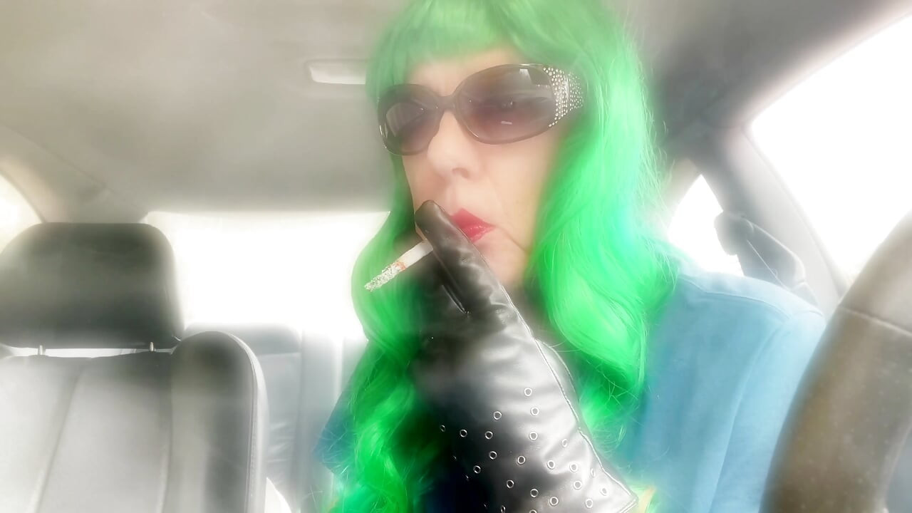 COCHE FUMANDO UN VS120 CON MI LOL VERDE - ¿SÍ O NEY?