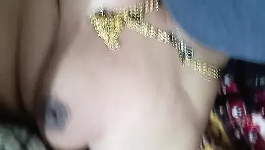 Tante tetanggaku yang sange menggoda cowok berumur dengan suara telugu