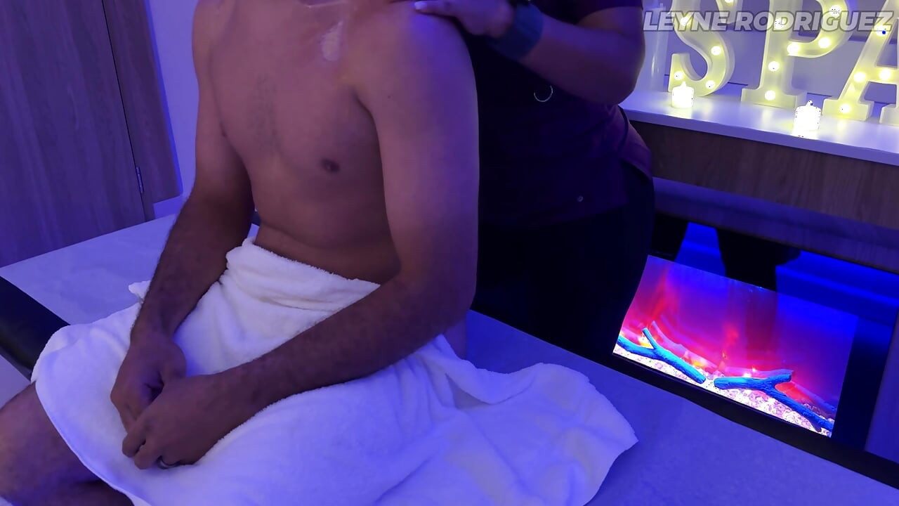 Premium Custom Encounter Curvy Latina's Ultimate Session for American Client