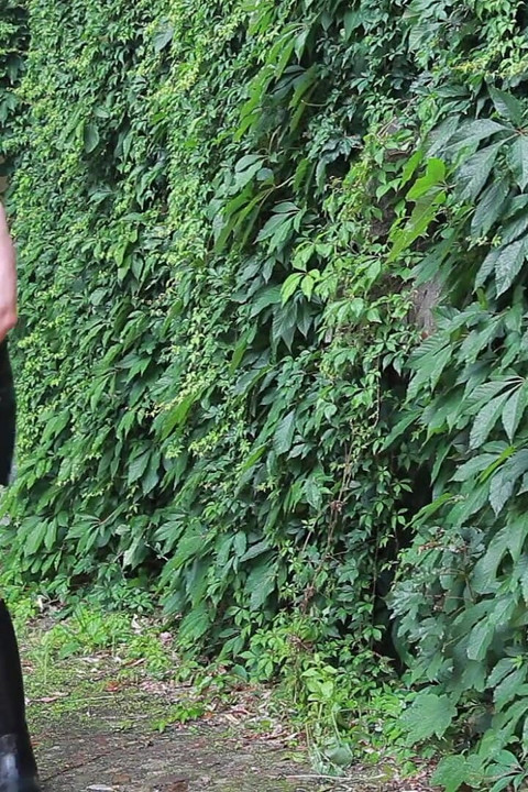 The Rubber Gardener 12 Thunderclap Cum Shots