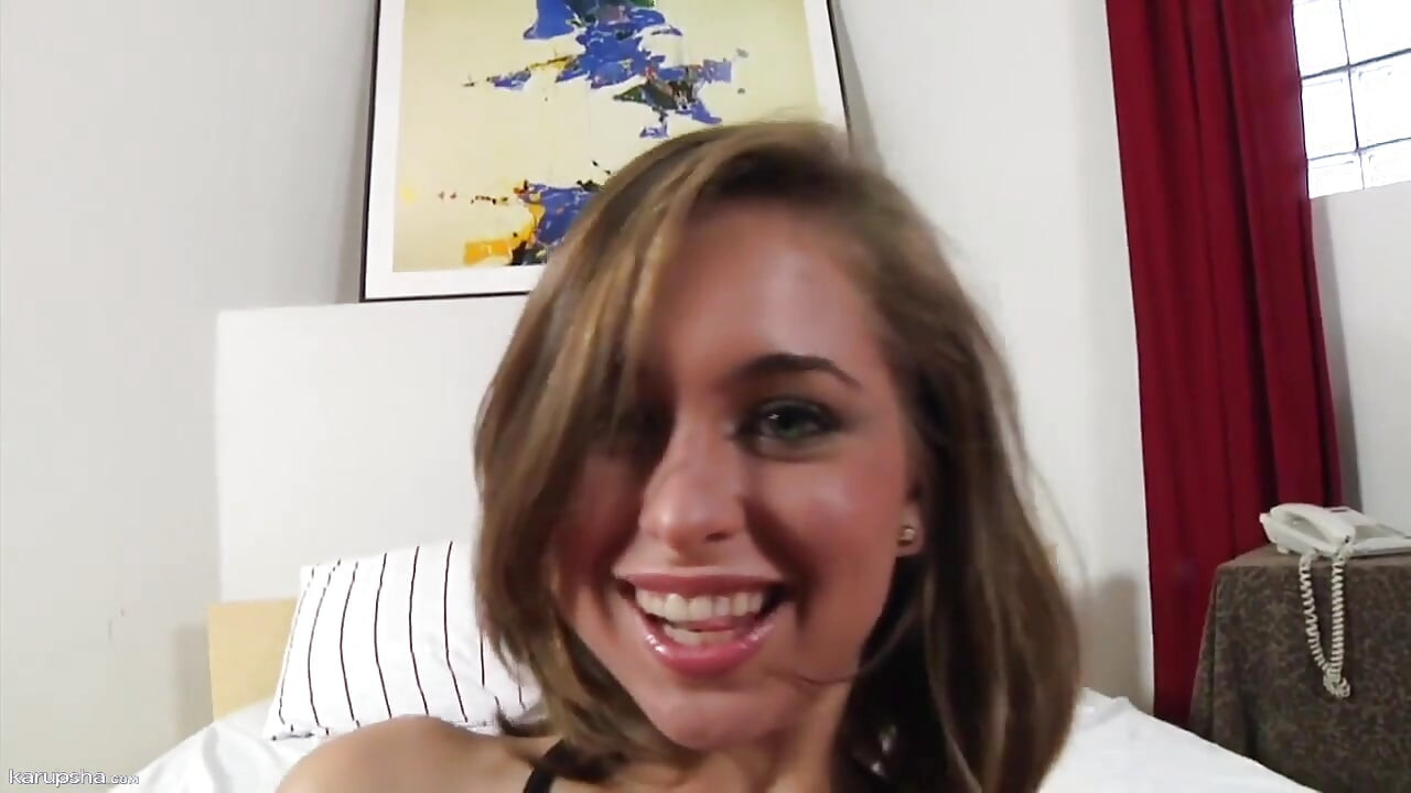 Riley Reid-yakın çekim amcık oyunu