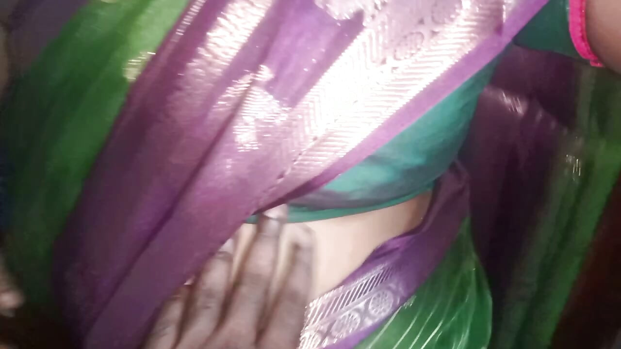 Indian village sexy aunty sarry changing fuck part 1