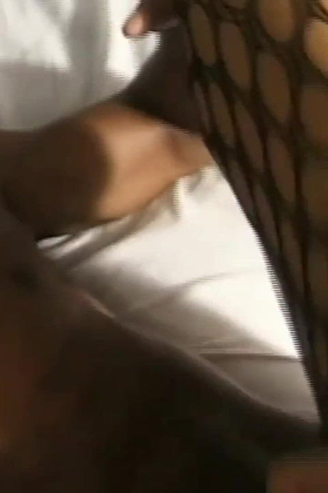 Neuvěřitelná orgie: 3 muži a 3 trans