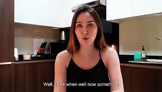 Pov: ibu tiriku nyepong kontolku diam-diam di dapur setelah menatap kontolku di bawah meja