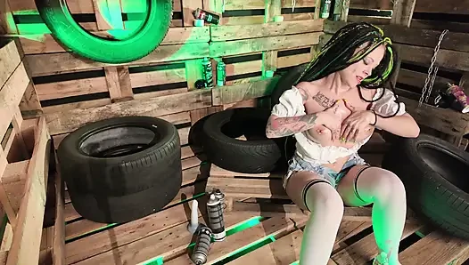 Oil tease on my big ass and tits