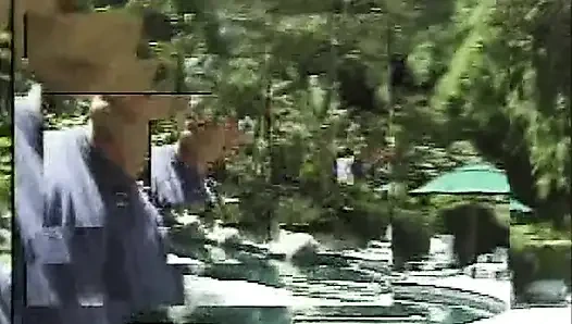 Interrassische Kız Öğrenci Yurdu Partisi Pool