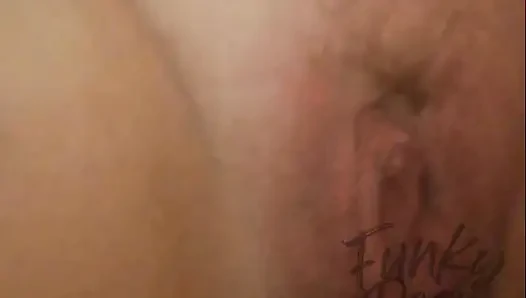 Heute habe ich zu einer riesigen gurke, die mich zum SQUIRT bringt und es so sehr genießt - funky tief