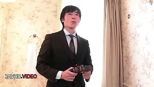 Грудастая офисная крошка Yui Shimazaki делает сногсшибательный японский минет