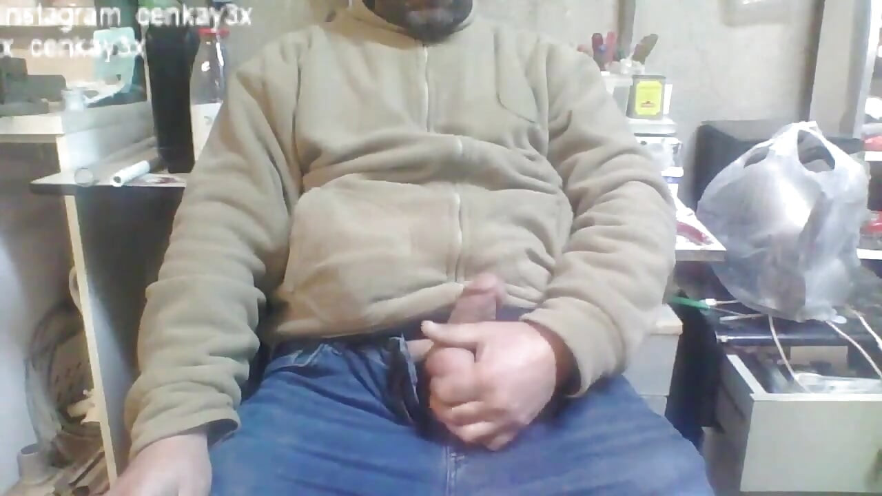 Turkish Bear Daddy Is on Live Broadcast