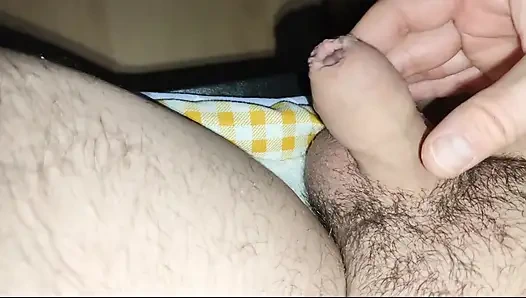 Aku menyaksikan kejenakaan dewasa ibu tiriku dengan tantala dan menidurinya sendiri