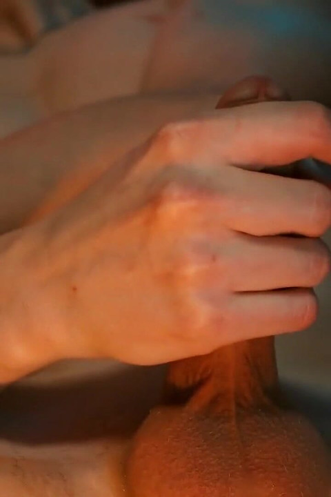 デイビッド・ギャラガーが君のためにオナニーしたんだ