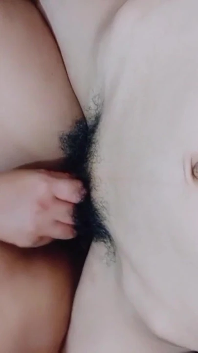 来自“印尼头巾女孩”的迷人时刻